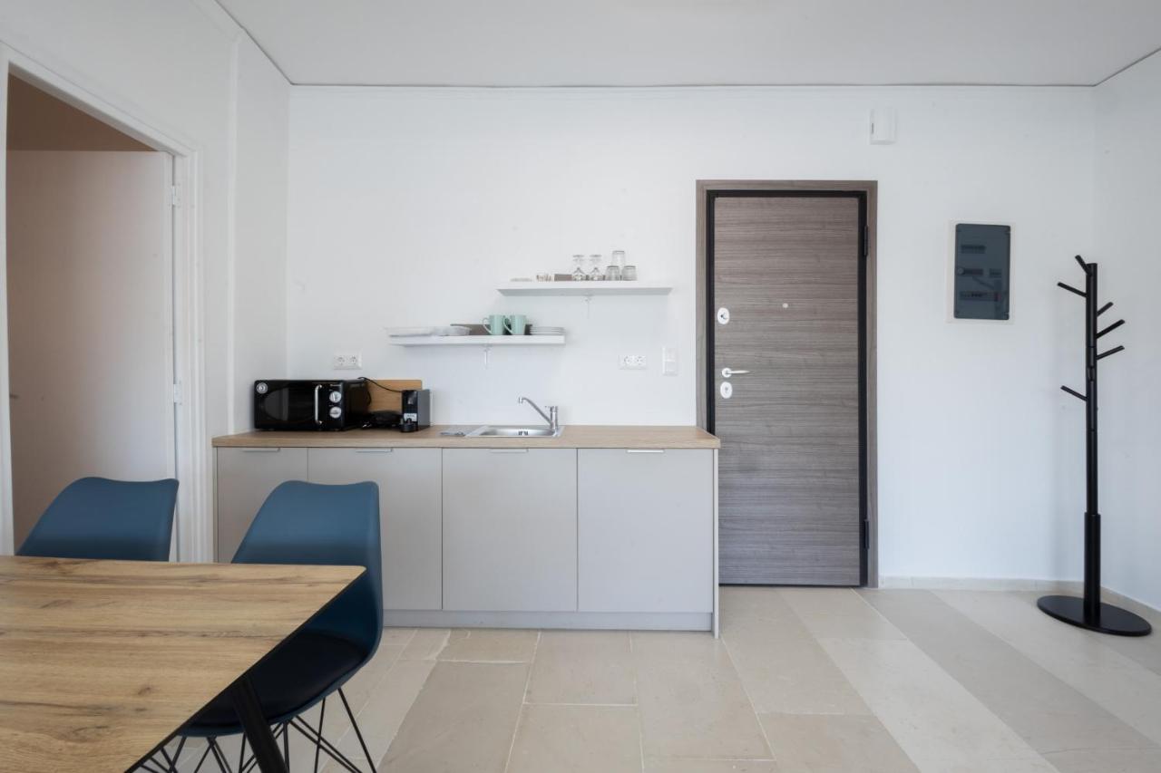 Hip And Fun Apt B Aten Exteriör bild